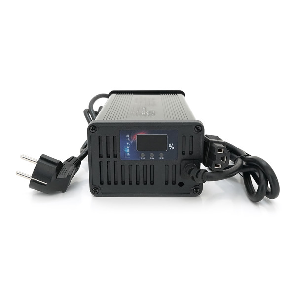 Зарядний пристрій для акумуляторів Li-ion 60V(71,4V),17S,15A, 900Вт. штекер Triangle plug (T-tipe/C13/IEC). 185x88x60mm 1.5 кг Зарядний пристрій для акумуляторів Li-ion 60V(71,4V),17S,15A, 900Вт. штекер Triangle plug (T-tipe/C13/IEC). 185x88x60mm 1.5 кг