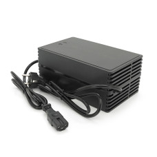 Зарядний пристрій для акумуляторів Li-ion 67,2V 16S 10A 750W з індикацією для ефективного заряджання енергетичних систем 220х122х86mm 1.5kg