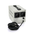 Стабилизатор напряжения релейный SVR-PLUS-500VA/375W для компьютеров и периферии, однофазный, напольный, с LED дисплеем и сетевым фильтром Стабилизатор напряжения релейный SVR-PLUS-500VA/375W для компьютеров и периферии, однофазный, напольный, с LED дисплеем и сетевым фильтром