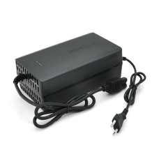 Зарядний пристрій для Li-ion акумуляторів 48V 8A з індикацією, Triangle plug, 13S, DC 54,6V для швидкого та безпечного заряджання в упаковці BOX
