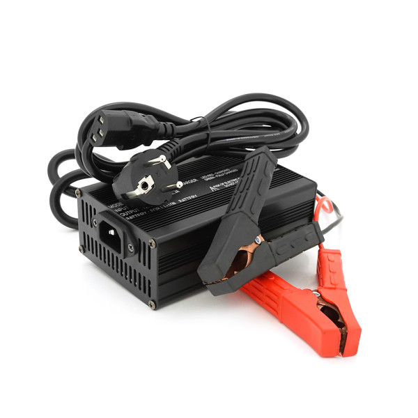 Зарядний пристрій Li-ion 12V 12,6V 3S 15A для акумуляторів 18650 21700 з індикацією та крокодилами для швидкого заряджання Зарядний пристрій Li-ion 12V 12,6V 3S 15A для акумуляторів 18650 21700 з індикацією та крокодилами для швидкого заряджання