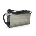 Зарядний пристрій для акумуляторів Li-ion 24V(29,4), 25-30A, роз'єм Anderson, 185x88x60mm Зарядний пристрій для акумуляторів Li-ion 24V(29,4), 25-30A, роз'єм Anderson, 185x88x60mm