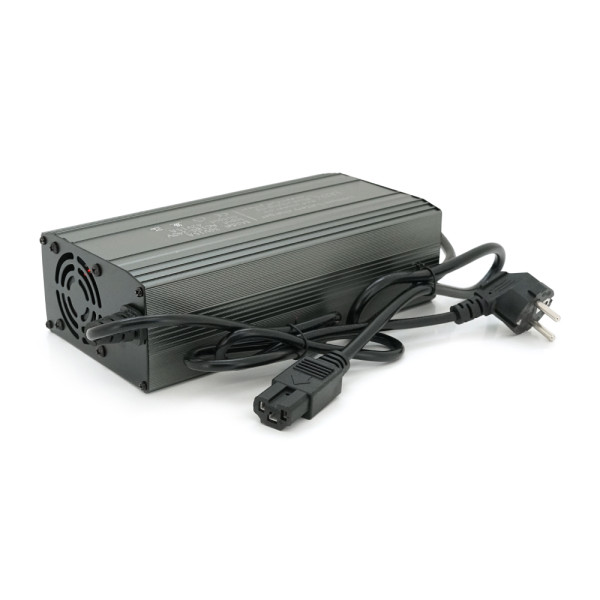 Зарядний пристрій для акумуляторів Li-Ion 36V(42V),10S,10-15A, штекер Triangle plug (T-tipe/C13/IEC). 185x88x60mm Зарядний пристрій для акумуляторів Li-Ion 36V(42V),10S,10-15A, штекер Triangle plug (T-tipe/C13/IEC). 185x88x60mm