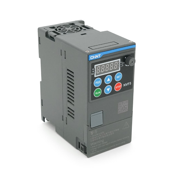 Перетворювач частоти CHINT NVF5-1.5/TS4-B 1,5 кВт 380В 400Гц векторний 3 фази для промислового електропривода Перетворювач частоти CHINT NVF5-1.5/TS4-B 1,5 кВт 380В 400Гц векторний 3 фази для промислового електропривода