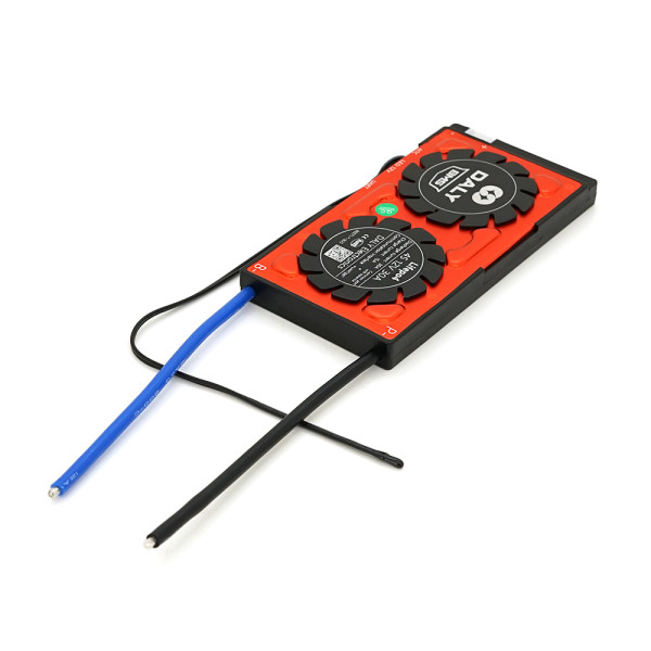 Контроллер BMS смарт плата DaLy LiFePO4 12V 4S 30A с Bluetooth для управления зарядом и разрядом аккумуляторной батареи Контроллер BMS смарт плата DaLy LiFePO4 12V 4S 30A с Bluetooth для управления зарядом и разрядом аккумуляторной батареи