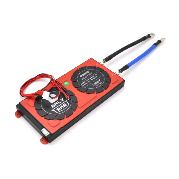 BMS контроллер DaLy LiFePO4 12V 4S 150A для защиты и управления аккумуляторной батареей 12 В BMS контроллер DaLy LiFePO4 12V 4S 150A для защиты и управления аккумуляторной батареей 12 В