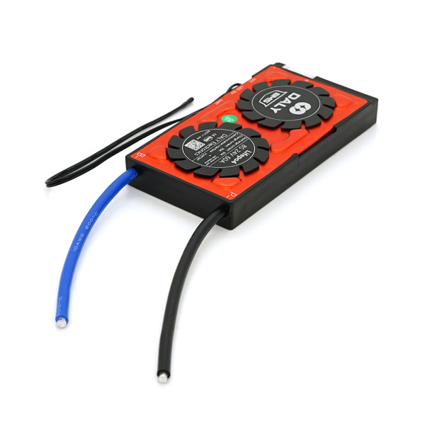 Контроллер BMS смарт плата DaLy LiFePO4 24V 8S 60A с Bluetooth для контроля и защиты аккумуляторов Контроллер BMS смарт плата DaLy LiFePO4 24V 8S 60A с Bluetooth для контроля и защиты аккумуляторов