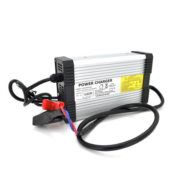 Зарядний пристрій для акумуляторів LiFePO4 12V 4S 20A 240W з крокодилами BOX Q25 для електронавантажувачів і електроквадрациклів Зарядний пристрій для акумуляторів LiFePO4 12V 4S 20A 240W з крокодилами BOX Q25 для електронавантажувачів і електроквадрациклів