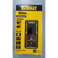 Далекомір лазерний DeWALT DW03050 для точного вимірювання відстані до 50 м з високою точністю та живленням від двох батарейок типу AAA Далекомір лазерний DeWALT DW03050 для точного вимірювання відстані до 50 м з високою точністю та живленням від двох батарейок типу AAA