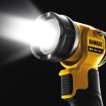 Фонарь светодиодный аккумуляторный DeWALT DCL040 для работы с 18В XR Li-Ion, вес 0.6 кг, яркое освещение и компактный дизайн Фонарь светодиодный аккумуляторный DeWALT DCL040 для работы с 18В XR Li-Ion, вес 0.6 кг, яркое освещение и компактный дизайн