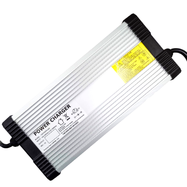 Зарядний пристрій для акумуляторів LiFePO4 24V (28.8V)-20A-480W Зарядний пристрій для акумуляторів LiFePO4 24V (28.8V)-20A-480W